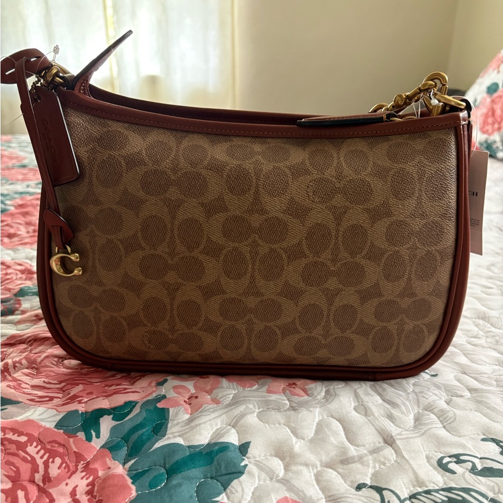 COACH Cary Signature Canvas & Calf Leather w Convertible Straps Crossbody